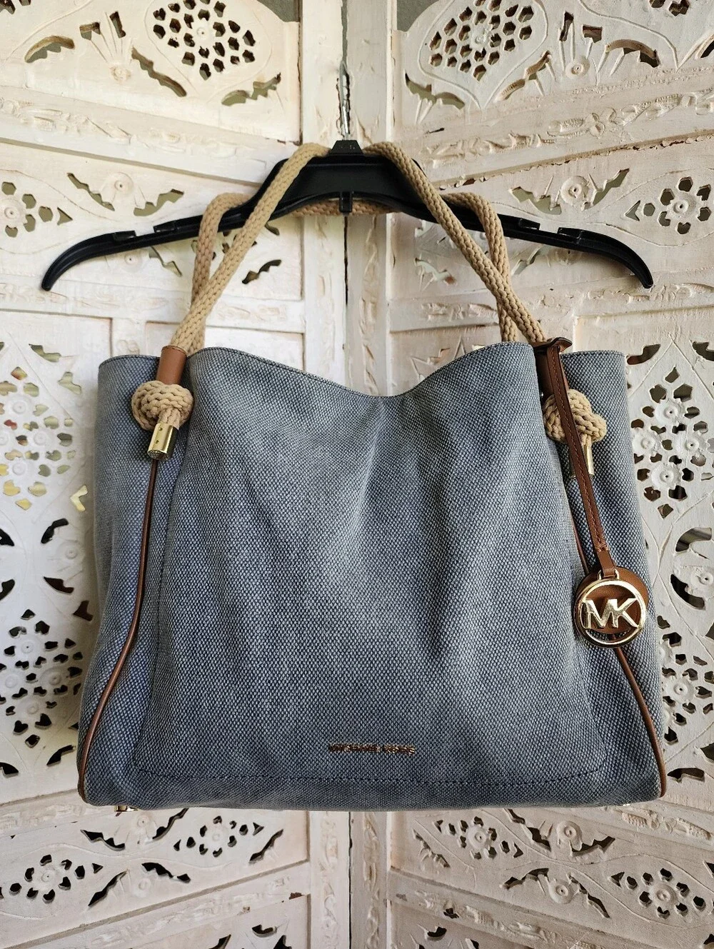 Michael Kors Isla Large Grab Bag- Blue Denim Canvas - Picture 1 of 11